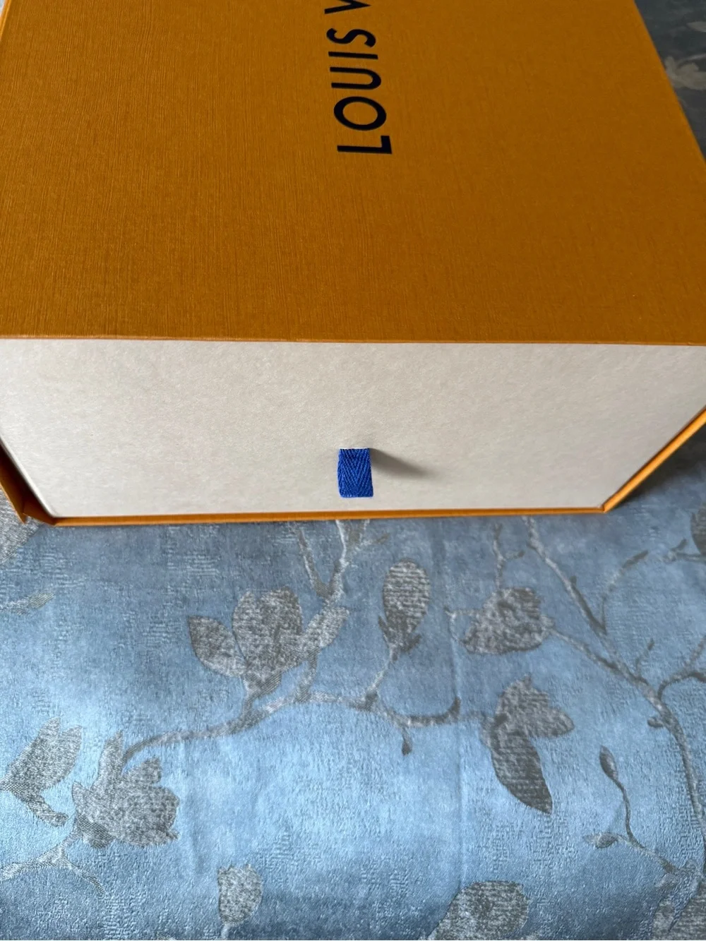 Louis Vuitton Orange Empty Gift Box & authentic LV Blue Logo